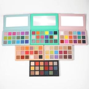 OEM wholesale 18 colors colorful effect eyeshadow palette