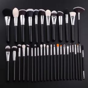 Customized LOGO makeup brush set advanced makeup tool brush foundation concealer eye shadow blush set makeup brush